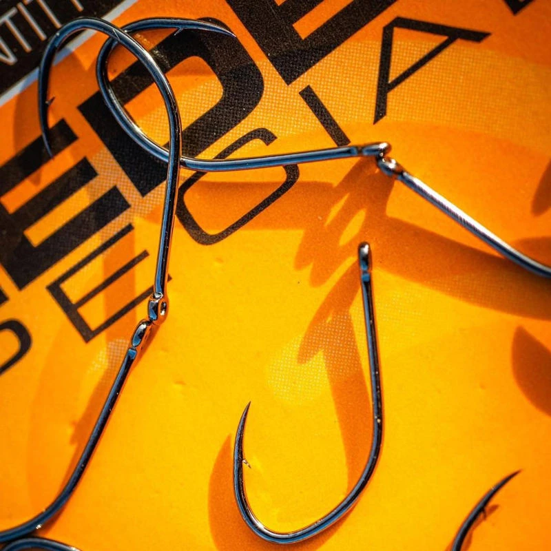 Guru LWG Feeder Special Barbed Eyed Hooks